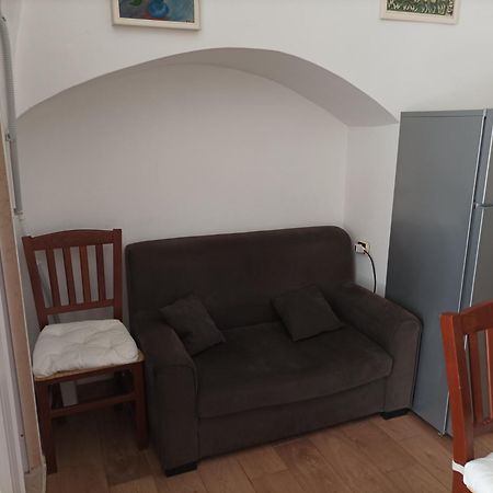 L' Altra Casa Apartment Bari Bagian luar foto