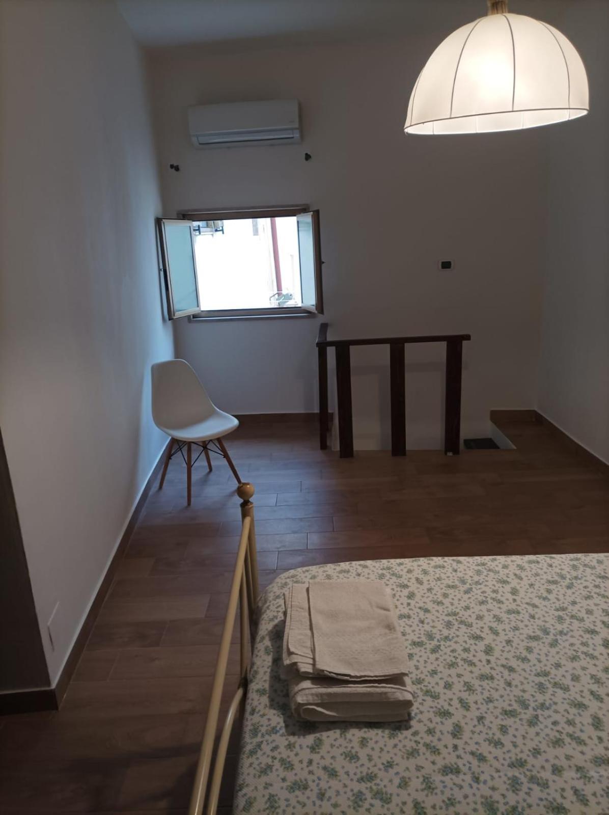 L' Altra Casa Apartment Bari Bagian luar foto